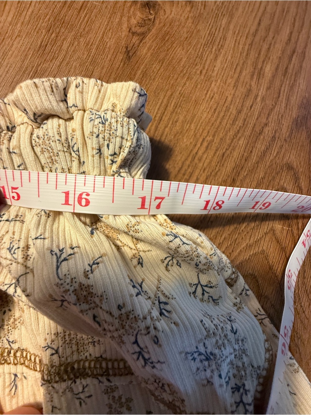 POL Beige Floral Panel Track Pants - Picture 6 of 6